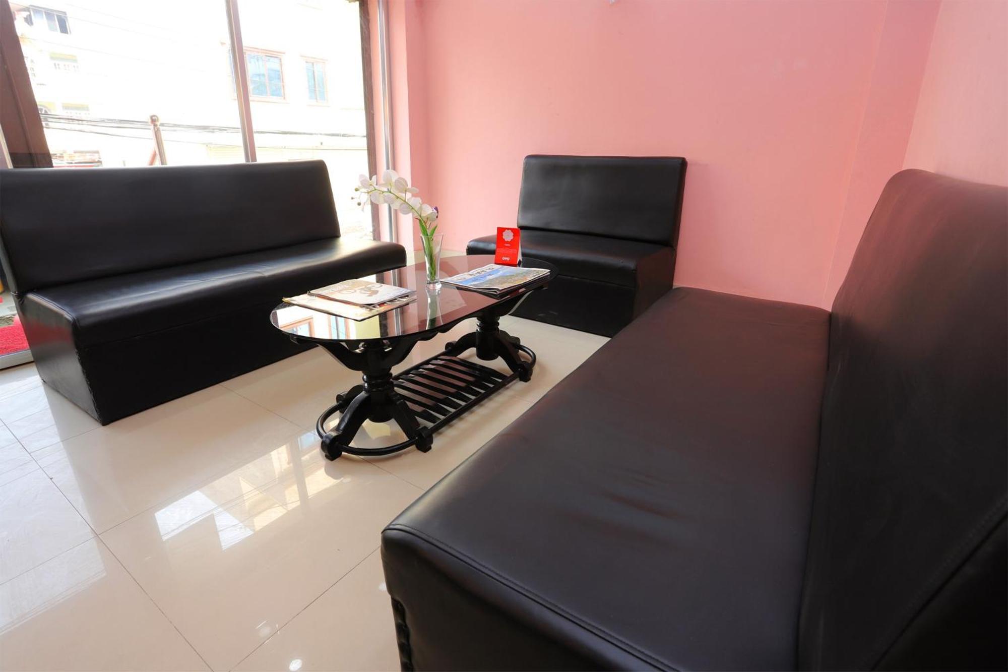 Oyo 137 Hotel Pranisha Inn Pashupatināth Kültér fotó