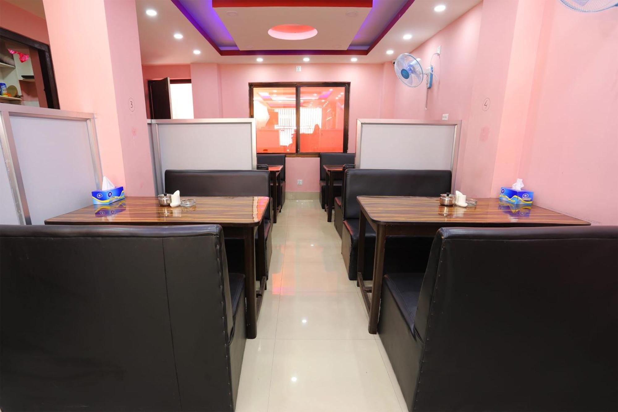 Oyo 137 Hotel Pranisha Inn Pashupatināth Kültér fotó